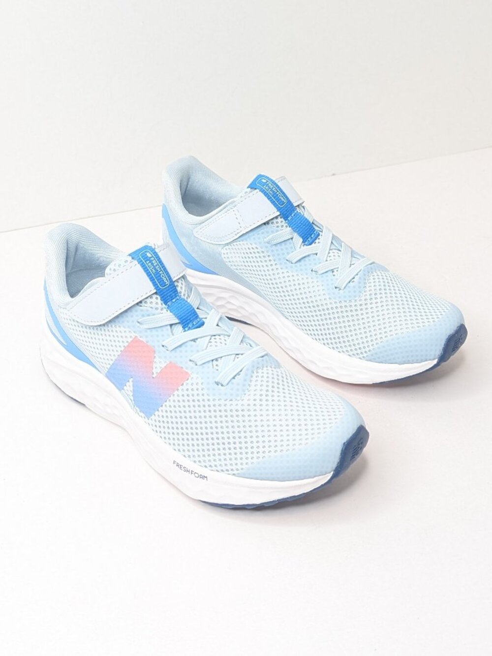 New Balance Fresh Foam Arishi V4 Athletic Sneakers Blue Little Kids 2